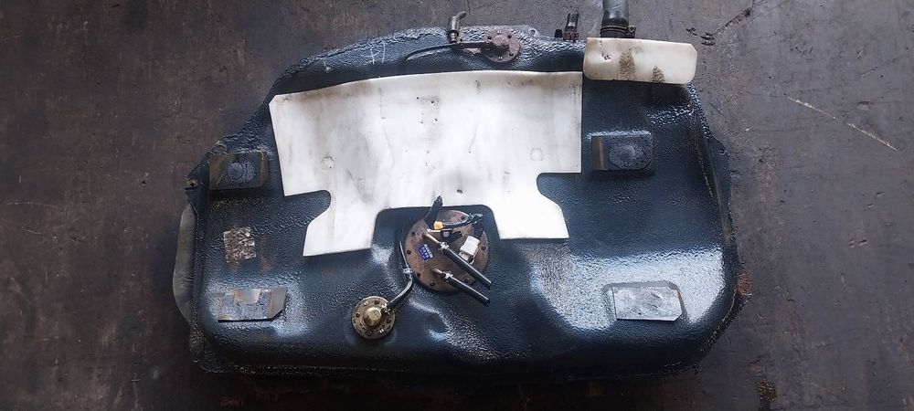 BAK ZBIORNIK PALIWA + POMPKA METALOWY MAZDA 323F BA 1.5 16V B6BG