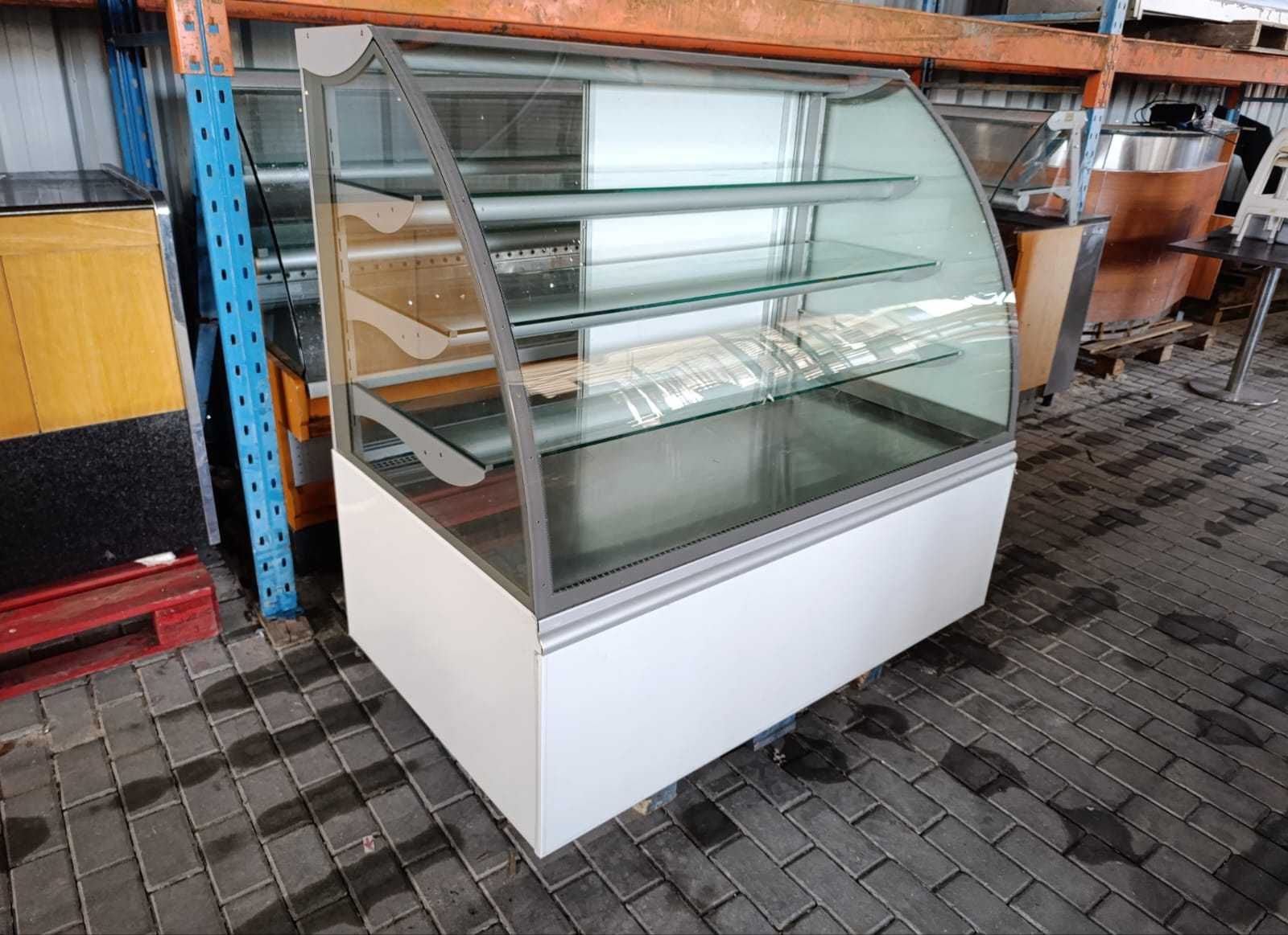 Vitrine refrigerada JORDÃO - RECONDICIONADA