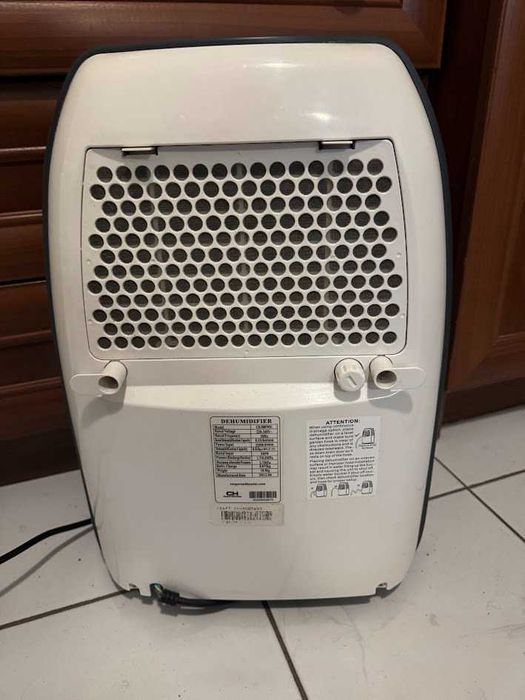 Осушувач повітря C&H CH-D005WD1