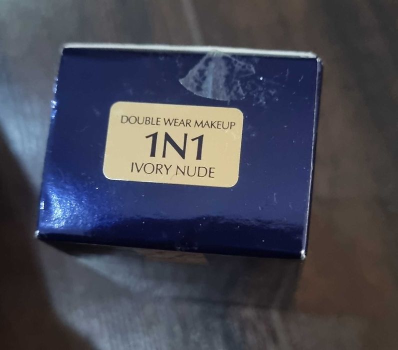 Estee Lauder Double Wear SPF10 Podkład odcień 1N1