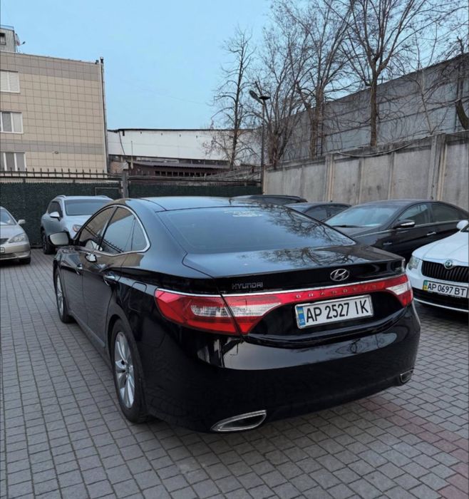Hyundai Grandeur 2013