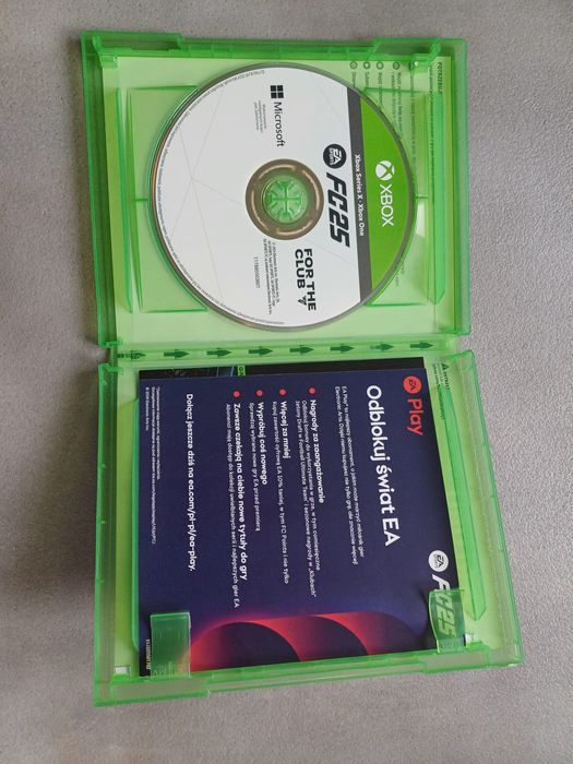 Xbox One X 1TB + Forza Horizon 5 + FC25 + 1 Pad