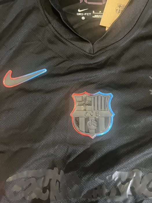 Camisa Barcelona X Travis Scott