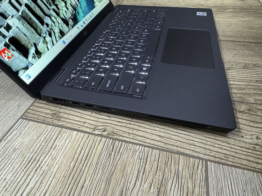 Потужний карбоновий ноутбук Dell Latitude 7410 i5 10 gen 8/256GB (512)