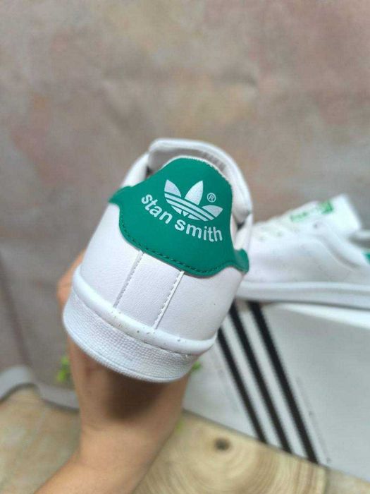 Sapatilhas disponíveis do 36 ao 41 várias cores