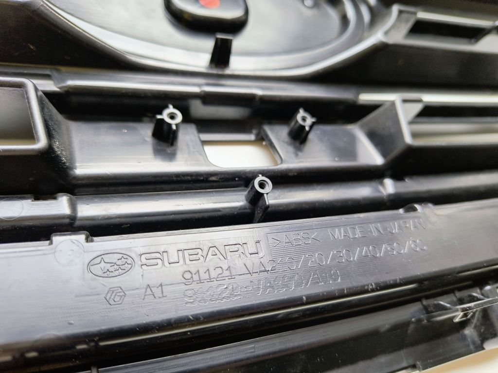 Grill atrapa zderzaka przód polift levorg wrx subaru