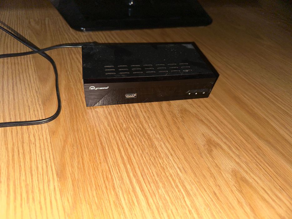 Telewizor LG i dekoder do telewizji n