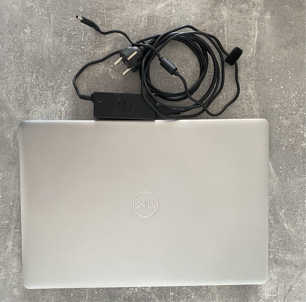 Dell Inspiron 3593 15,6"/i5/16GB/256GB+1TB