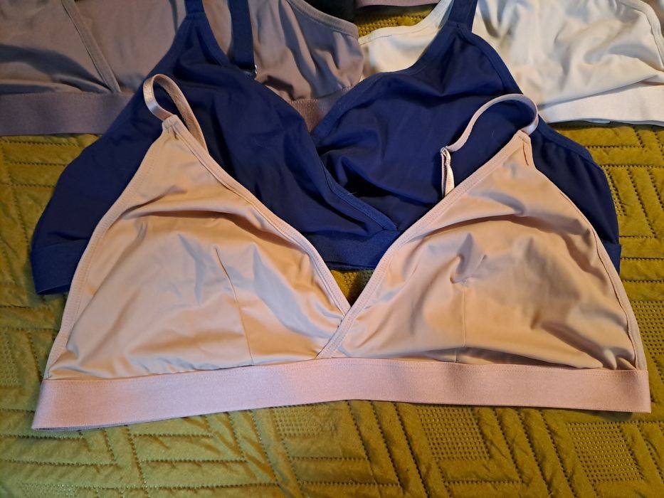 Komplet 9 staników plus size 4xl