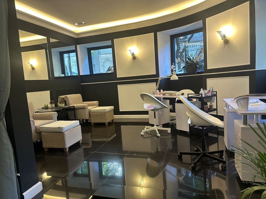 Manicure and pedicure espaco