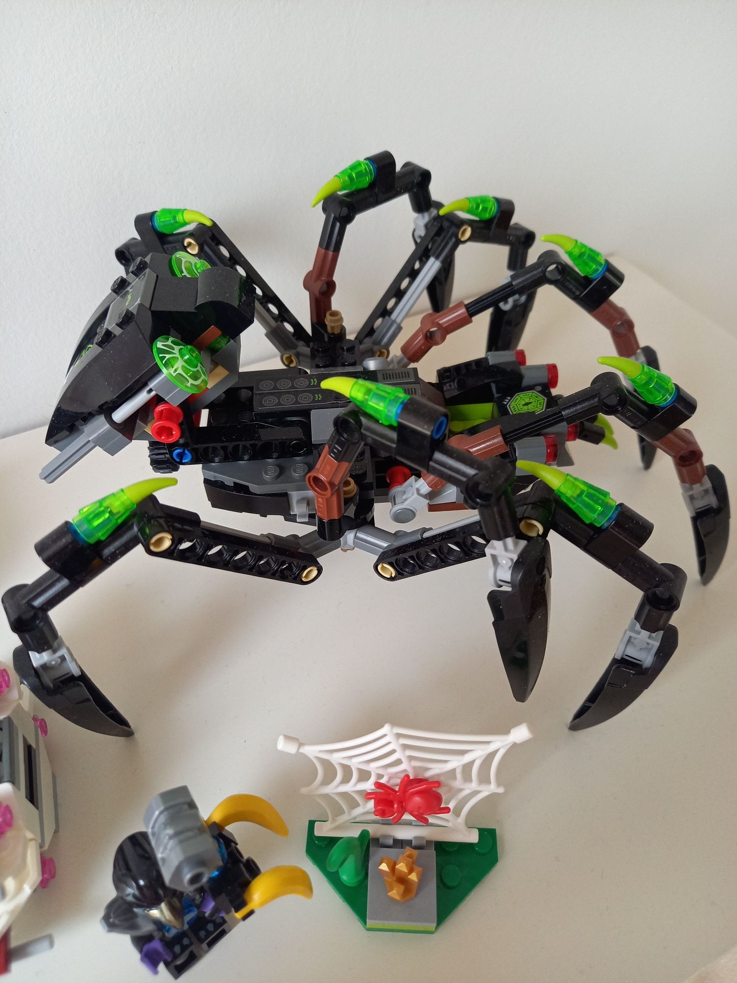 Lego 70130, 75032 + pojazd Sluban
