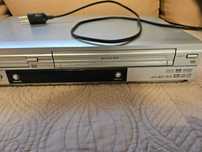 Odtwarzacz dvd i vhs