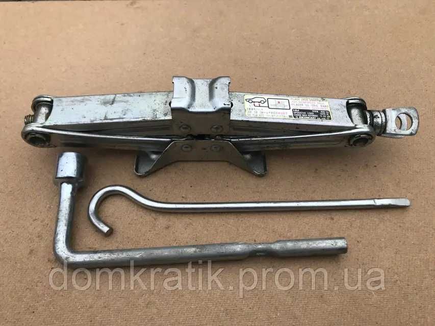 Аксесуари для авто Honda Jazz II (2002-2008) на фото в наявності