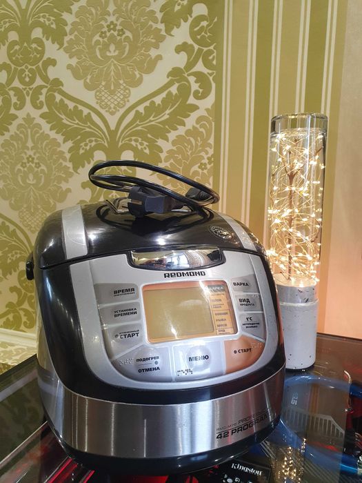 Мультиварка RMC-M70 5 літрів ,Пароварка ,Мультиповар