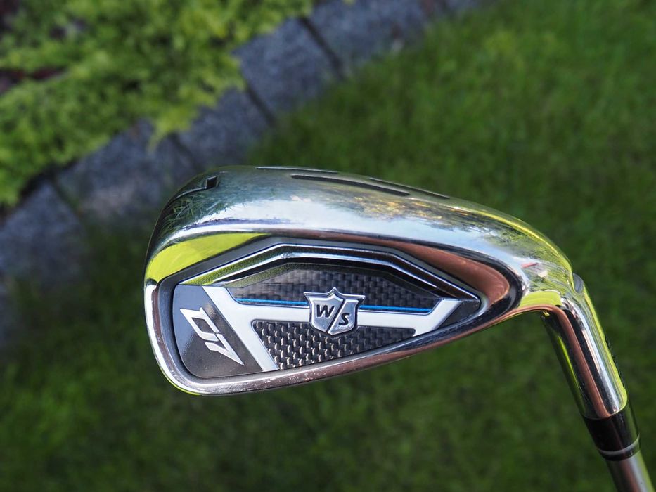 Kij do golfa Wilson Staff Iron 7