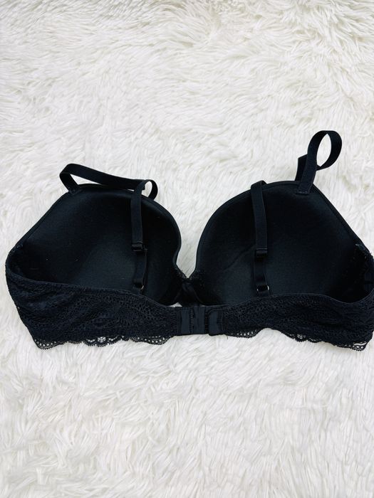 Biustonosz usztywniany 75C czarny Dunnes