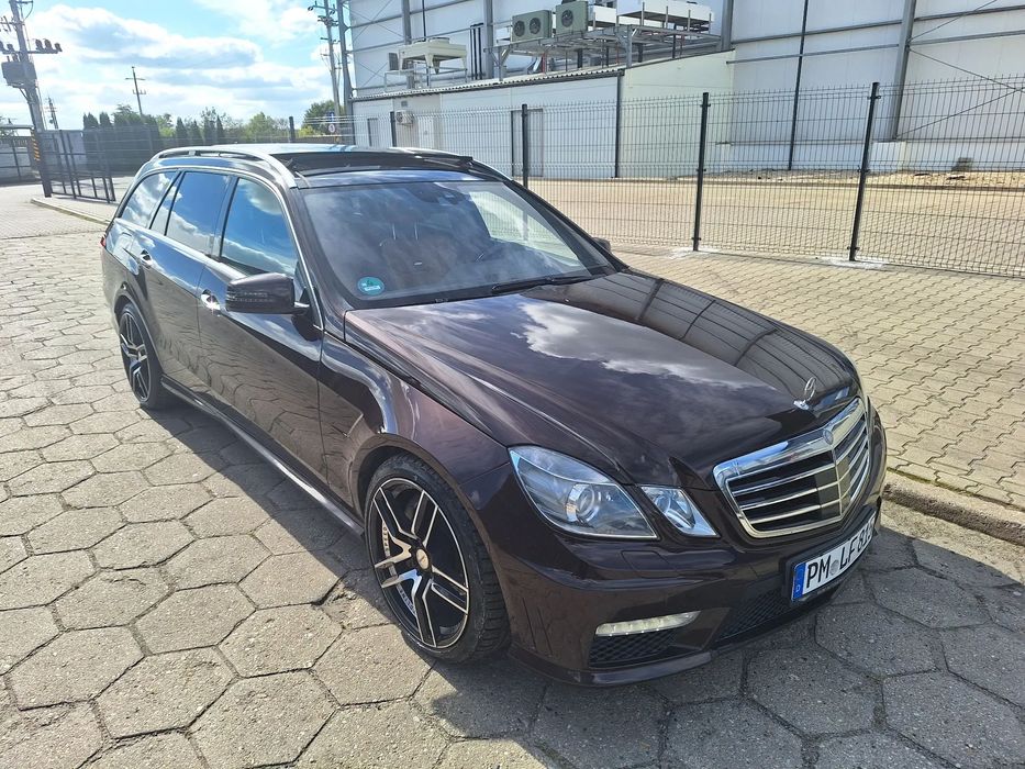 Mercedes-Benz Klasa E AMG 6.3 525KM panorama skóra navi xenony