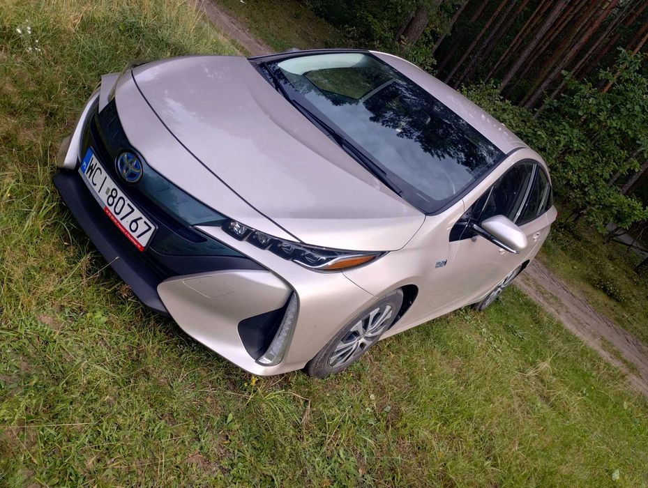 Toyota Prius  Plug-in Hybryda