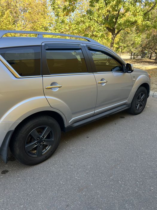 Продам Mitsubishi Outlander XL 2008р