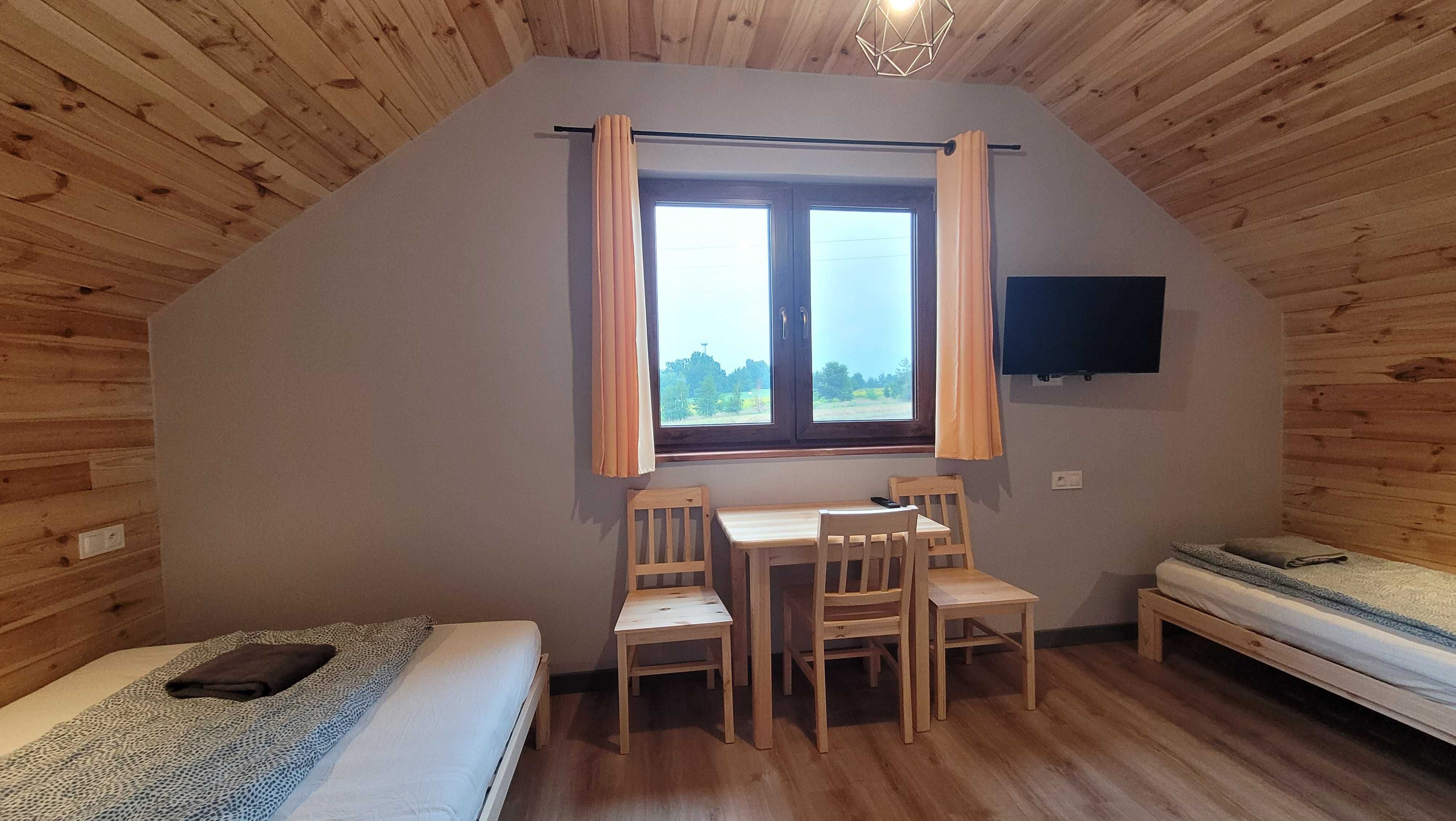 Wrzosowe Wzgórze Chęciny - domki / apartamenty / pokoje z łazienkami