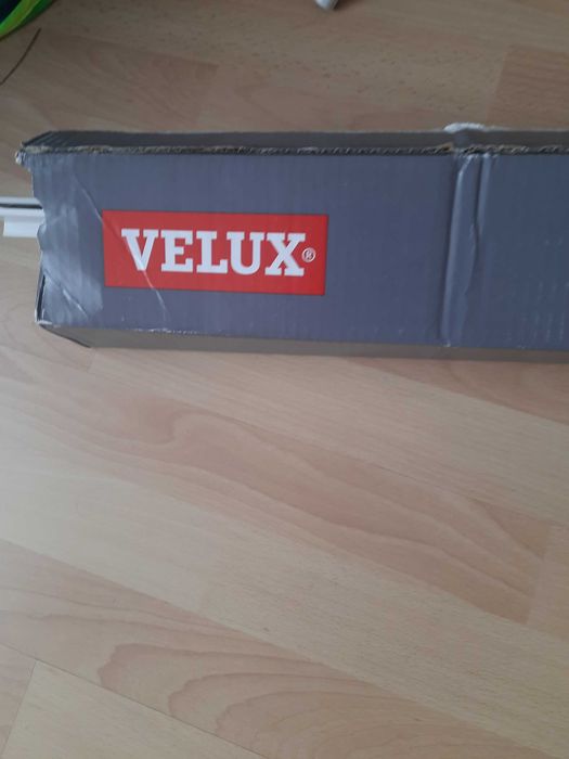 Roleta wewnętrzna do okna dachowego VELUX
