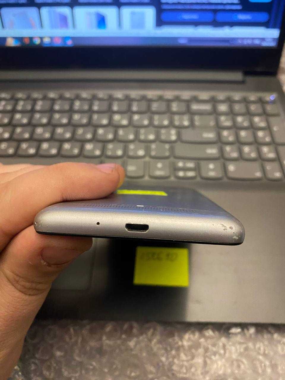 Телефон Xiaomi Redmi 3 C20