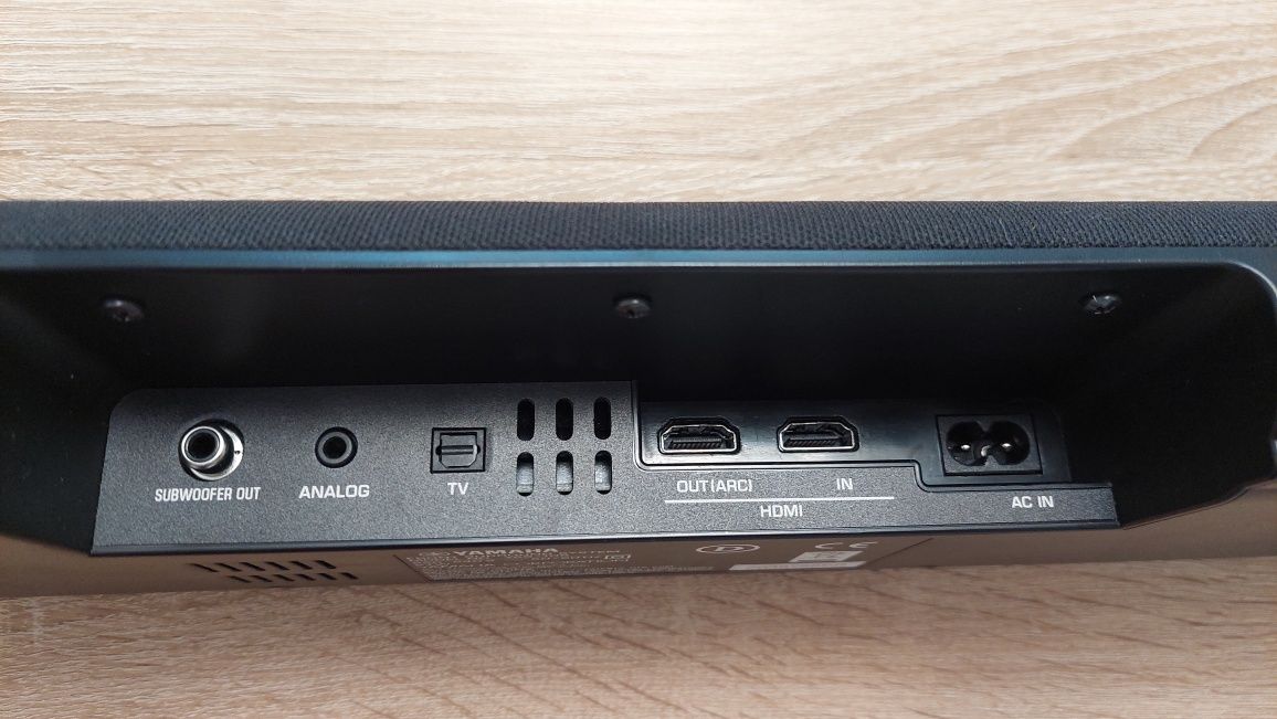 Soundbar Yamaha YAS-106
