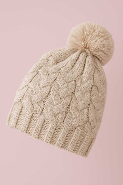 Czapka damska zimowa z warkoczowym splotem – beżowa