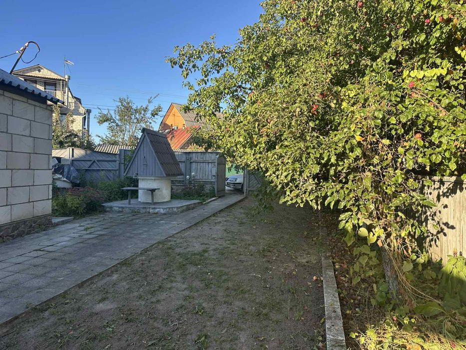 Ваш сімейний куточок в Плесецькому, серед природи – будинок із садом т