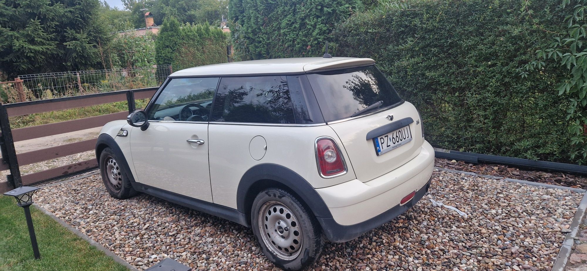 Mini Cooper one.