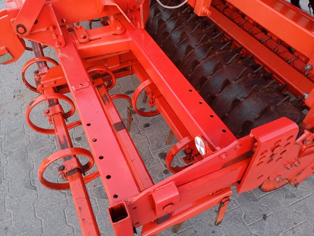 Agregat uprawowo- siewny Kuhn Integra Gll CD 300
