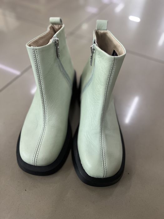 Продам нові шкіряні черевики чоботи челсі Bronx Zara 37 розмір