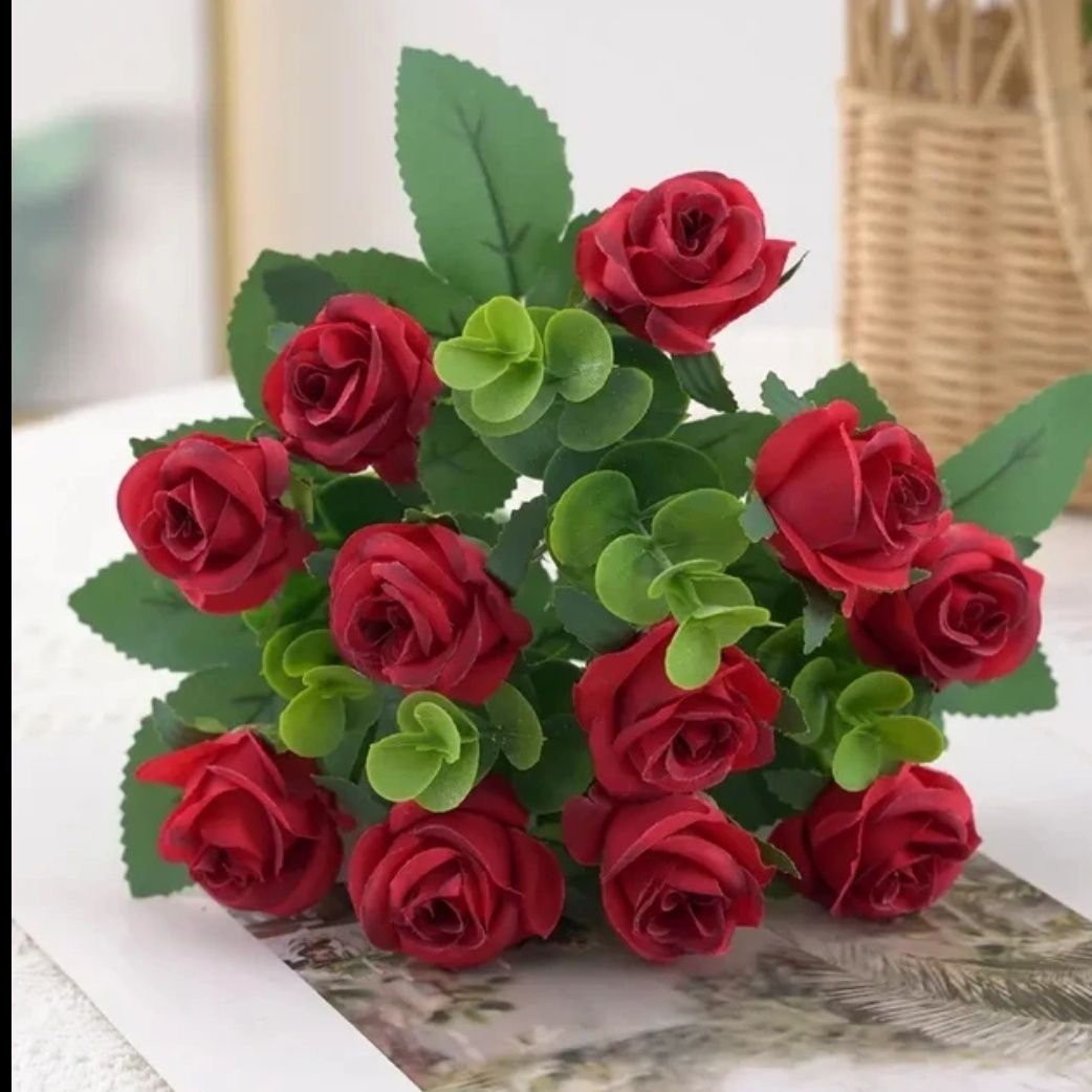 Штучні троянди 9 квіточок букет