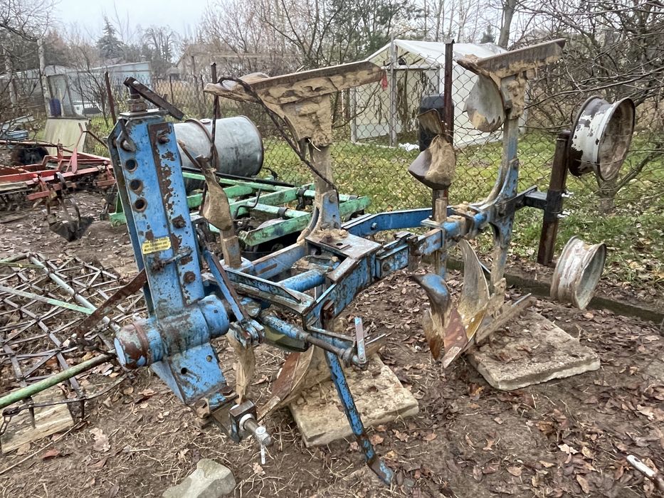 Pług obrotowy 2 skibowy FROST