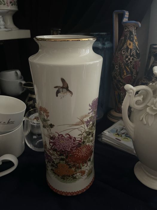 Вазы  для цветов фарфор