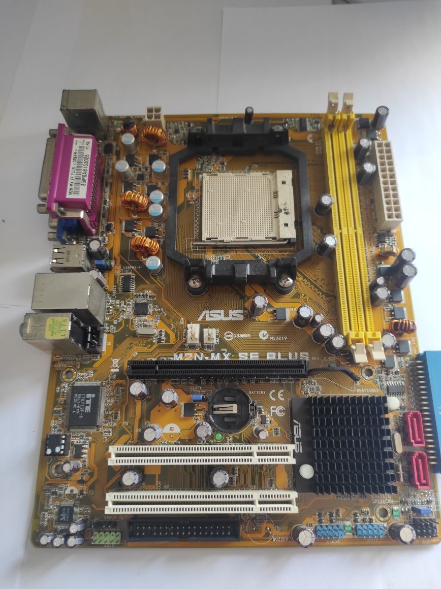 ASUS m2n-mx se plus mother board