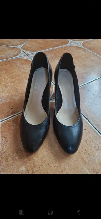 Buty na obcasie marki kotyl 38 rozmiar