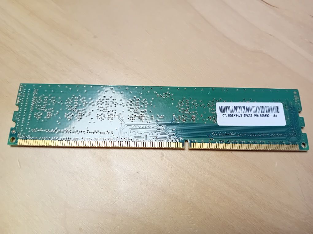 Pamięć komputerowa Samsung DDR3 4GB