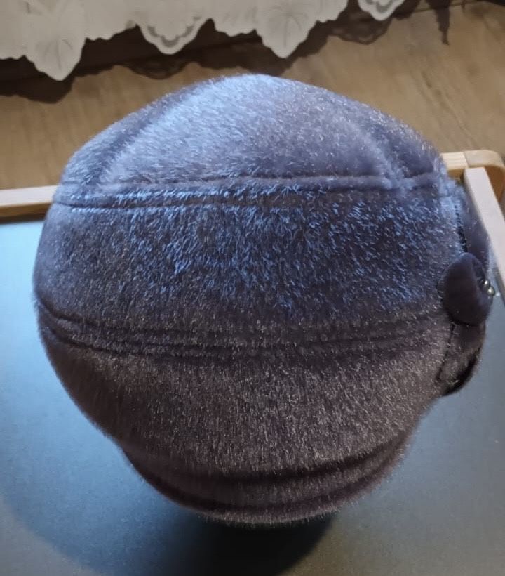 Шапка меховая женщина