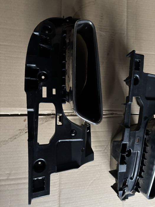 KOMPLET końcówka wydechu LEWA PRAWA AUDI A6 C7 4G0.253.825 N