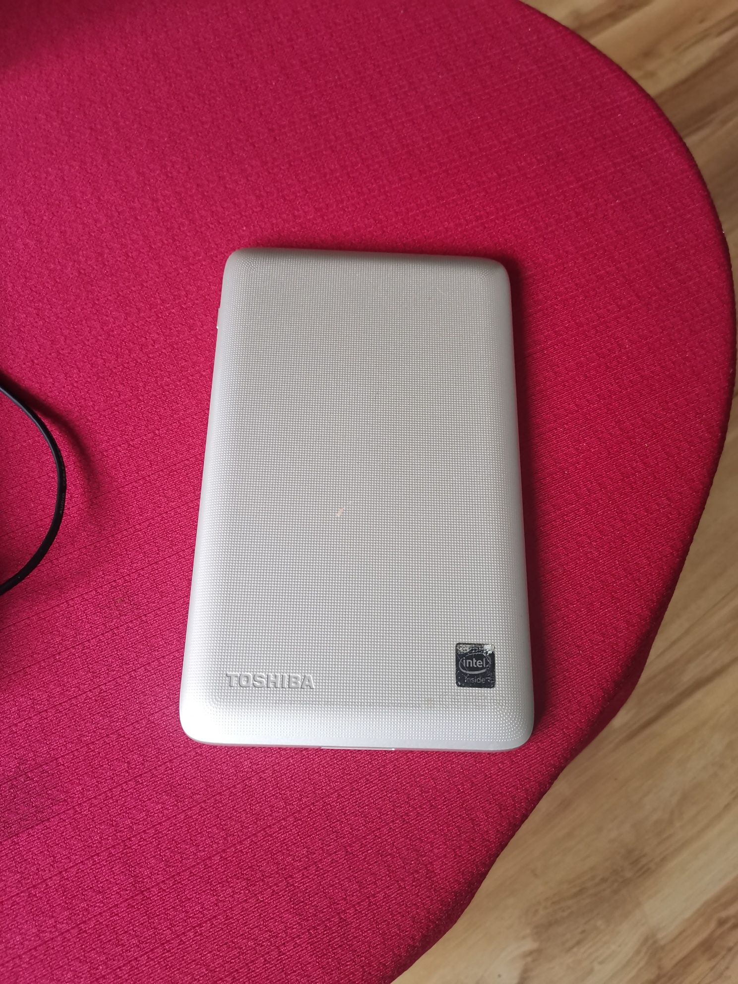 Uszkodzony Tablet Toshiba