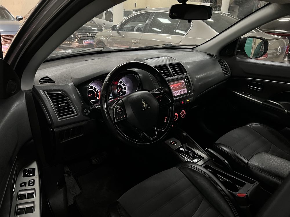 Mitsubishi Outlander Sport 4WD 2.4MIVEC 16V АКПП 2018 р.в. (169 к.с.)