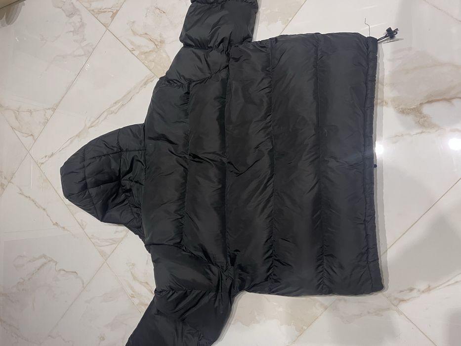 Продам пуховик Stussy