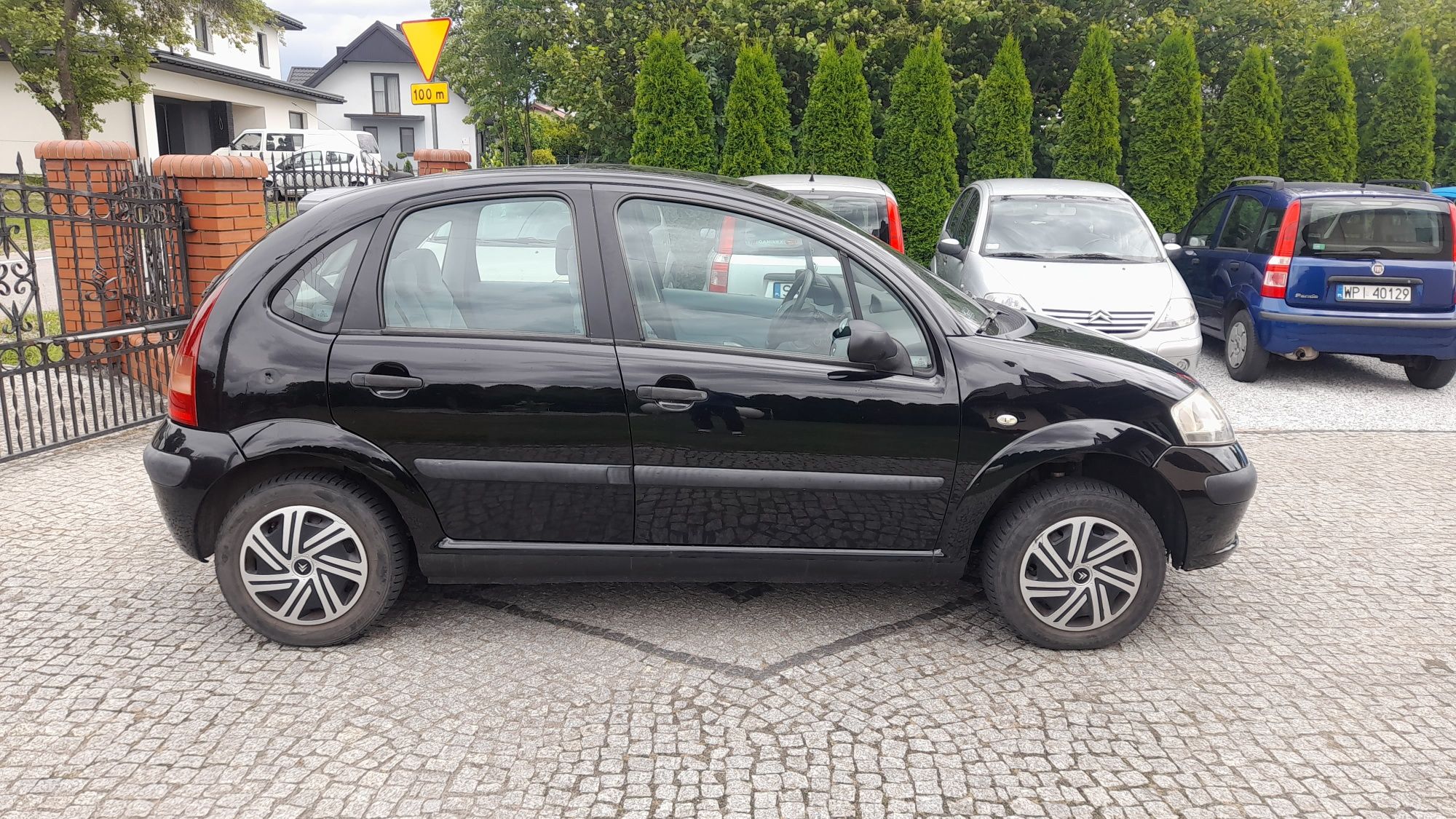 Citroen C3-1.4 benzyna