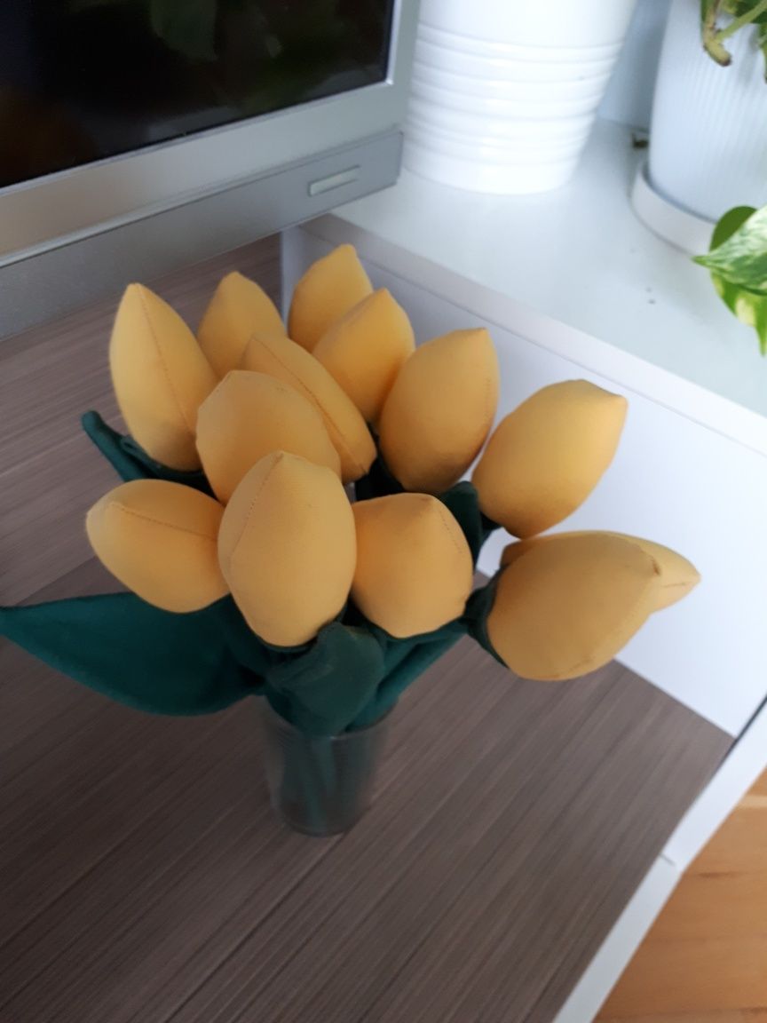 Bukiet tulipanów z materiału, 13 szt, ręcznie robionych