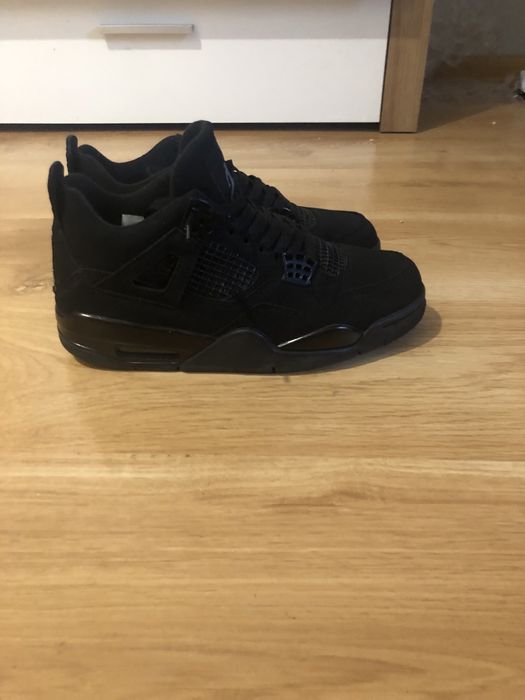 Jordan 4 Black Cat