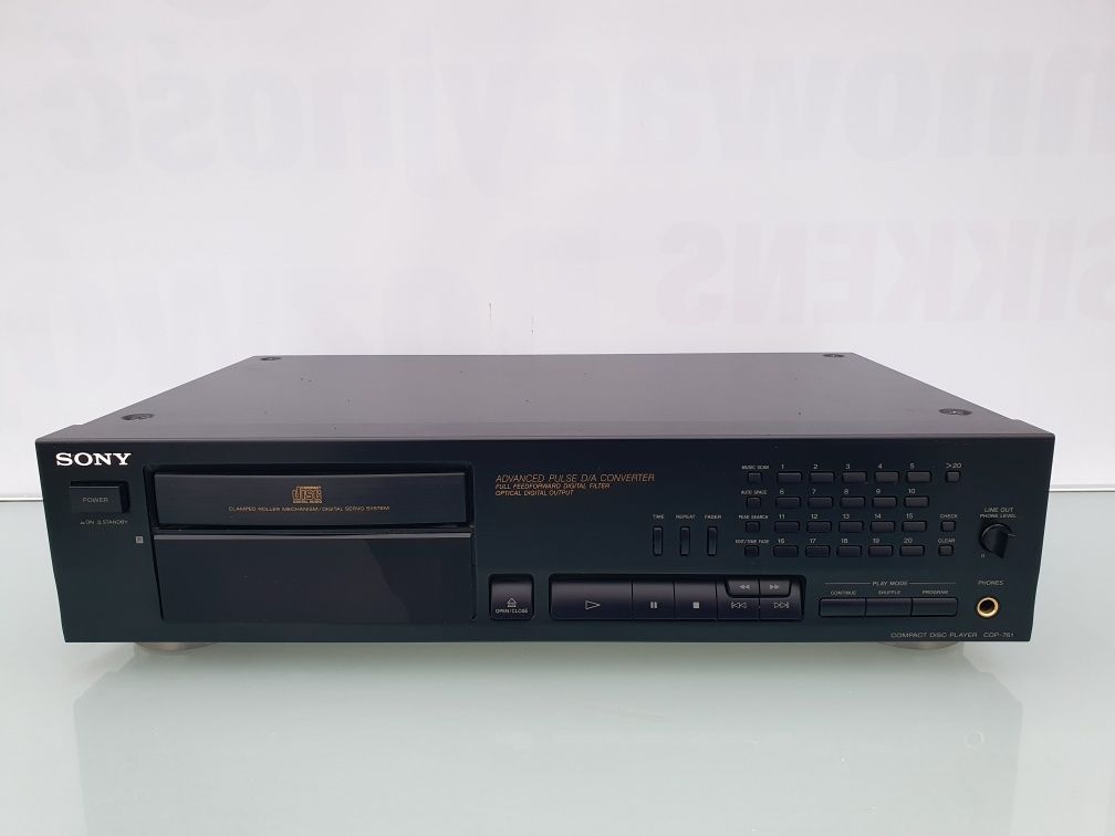 Odtwarzacz CD SONY CDP-761/ Regulowane OUT / CYFRA OPTYK