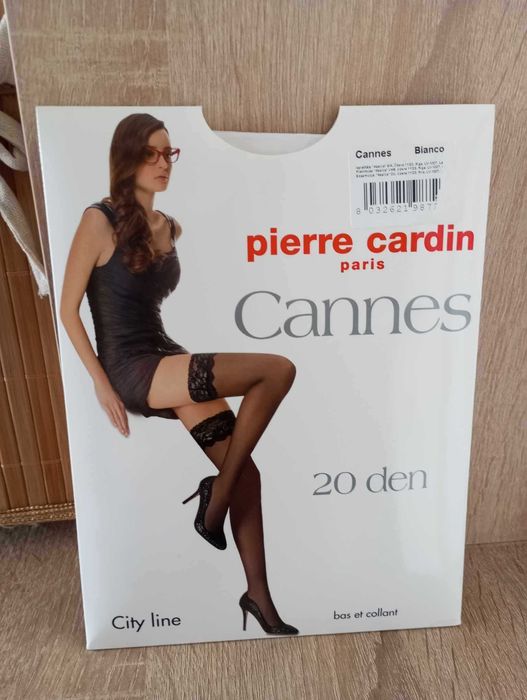 NR 18 Pończochy białe samonośne