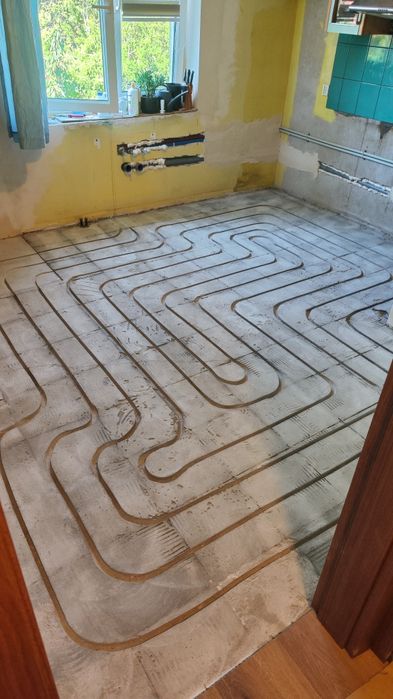 Frezowanie pod ogrzewanie podłogowe. Frezowanie. Ogrzewanie podłogowe