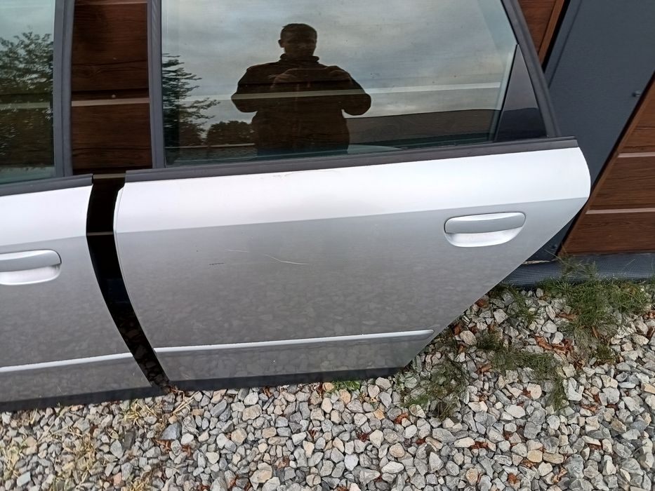 Drzwi listwa lewy prawy przód tył LY7W Audi A4 B6 kombi sedan części